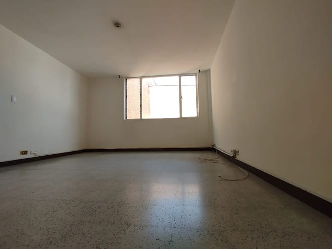 Apartamento de 3 alcobas en arriendo en La Candelaria, Medellín, 120 m² · foto 20 de 24