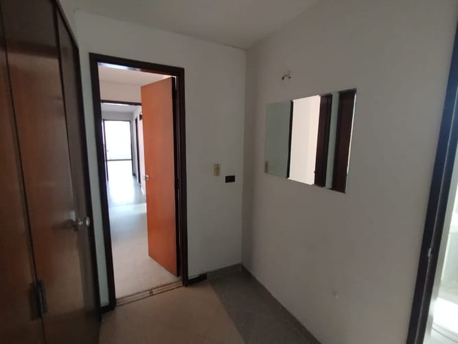 Apartamento de 3 alcobas en arriendo en La Candelaria, Medellín, 120 m² · foto 12 de 24