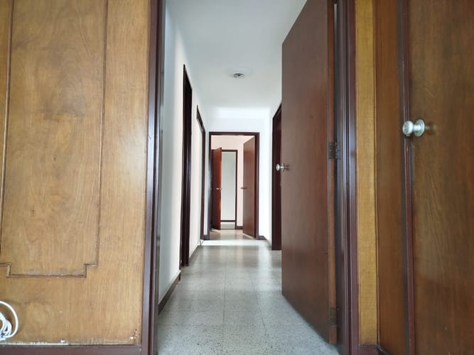 Apartamento de 3 alcobas en arriendo en La Candelaria, Medellín, 120 m² · foto 14 de 24