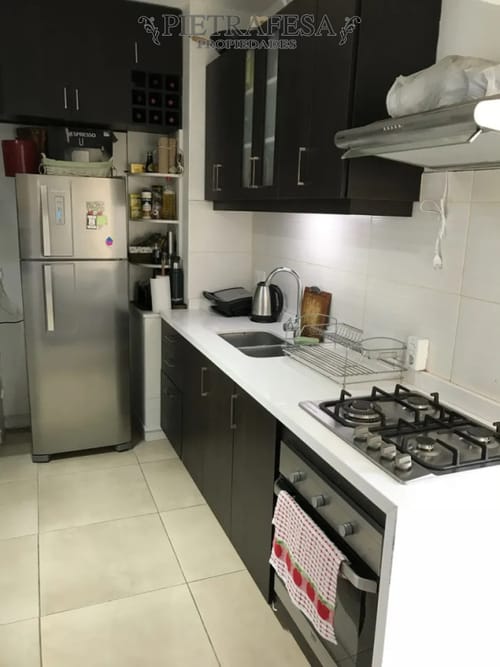 Apartamento en alquiler, 3 dormitorios, 2 baños, terraza. Tres Cruces. · Foto 4