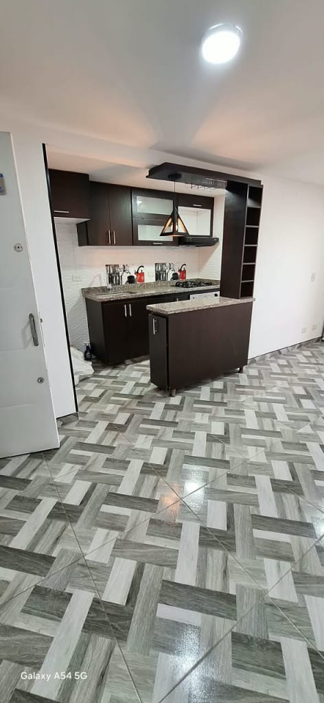 Apartamento de 3 alcobas en arriendo en Fac, Madrid, 55 m² · foto 5 de 13