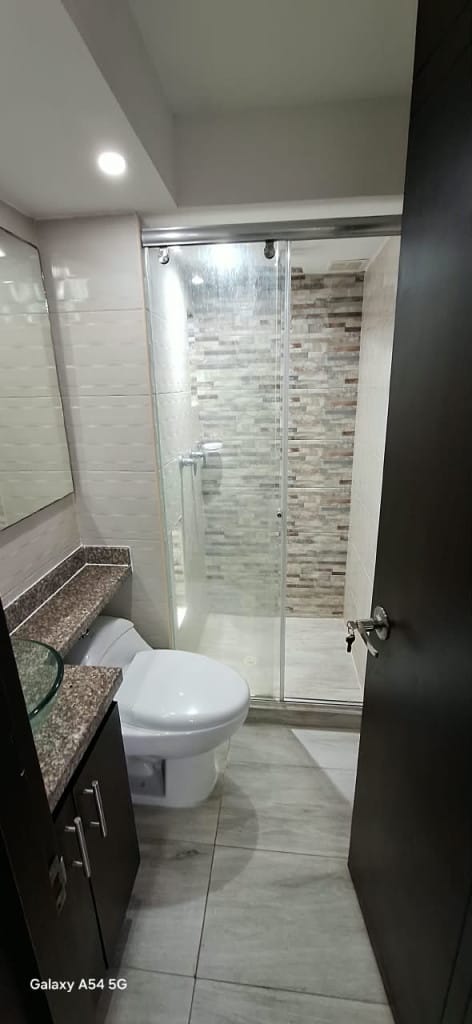 Apartamento de 3 alcobas en arriendo en Fac, Madrid, 55 m² · foto 7 de 13