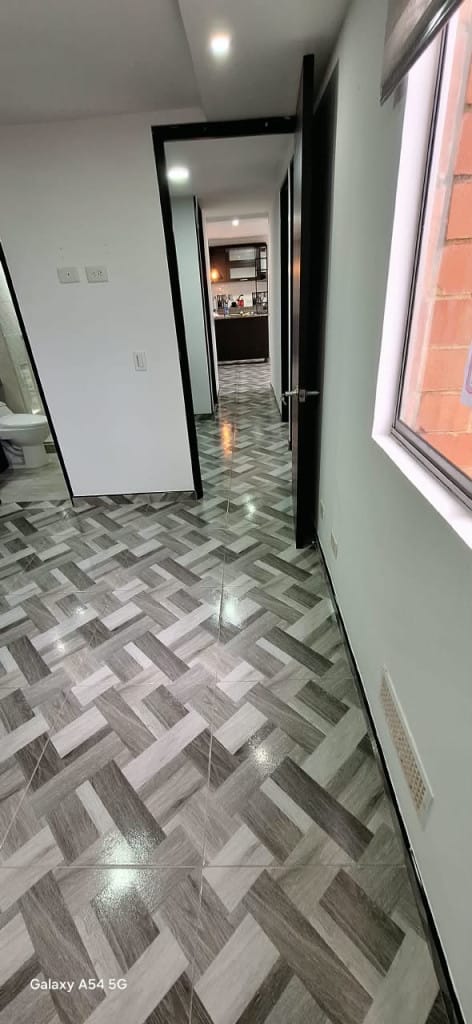 Apartamento de 3 alcobas en arriendo en Fac, Madrid, 55 m² · foto 8 de 13