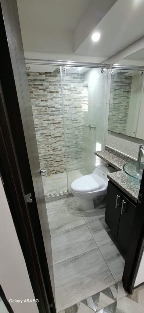 Apartamento de 3 alcobas en arriendo en Fac, Madrid, 55 m² · foto 10 de 13
