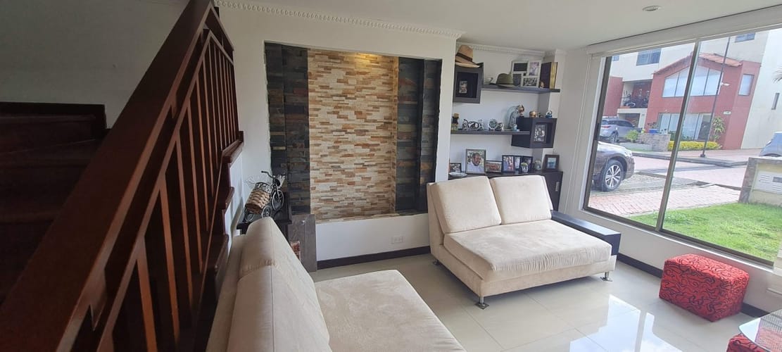 Casa de 3 alcobas en arriendo en Siberia, Cota, 180 m² · foto 19 de 24