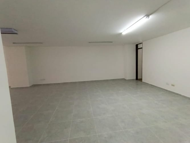 Oficina en arriendo en El Centro, Manizales, 77 m² · foto 10 de 24