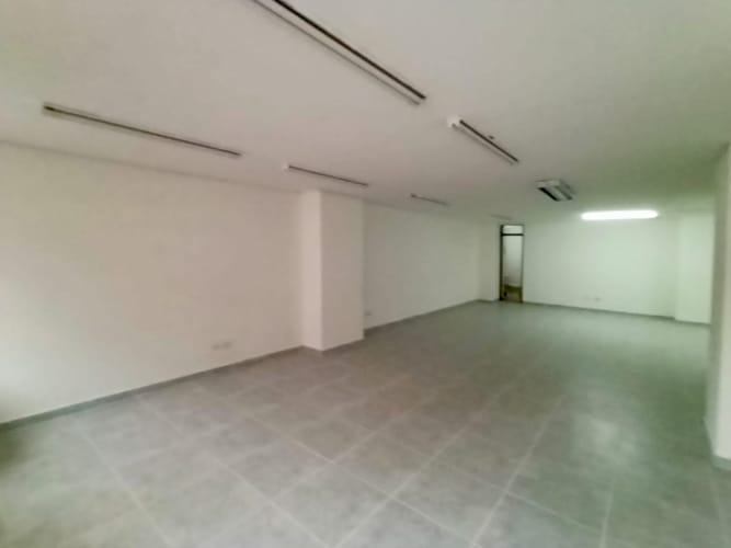 Oficina en arriendo en El Centro, Manizales, 77 m² · foto 13 de 24