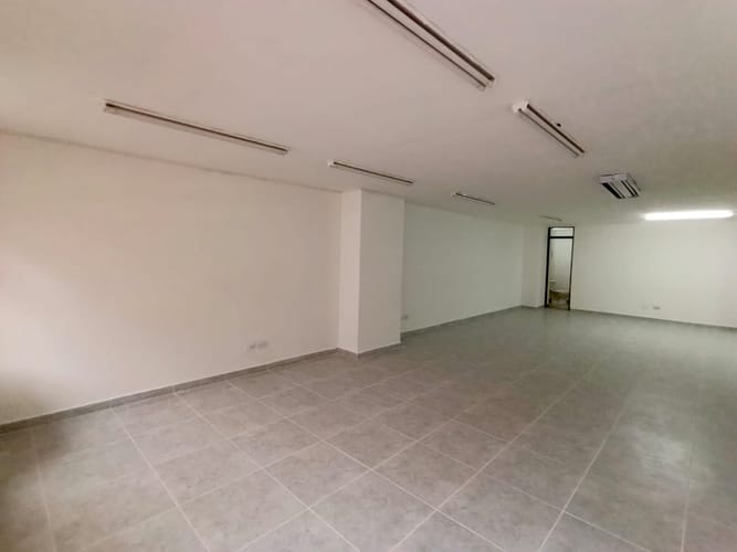 Oficina en arriendo en El Centro, Manizales, 77 m² · foto 16 de 24