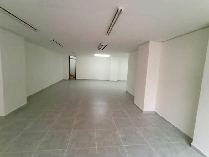 Oficina en arriendo en El Centro, Manizales, 77 m² · foto 19 de 24