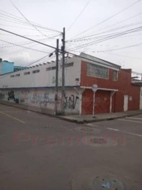 Casa en venta en Centro Fontibon, Bogotá, 1000 m² · foto 19 de 19