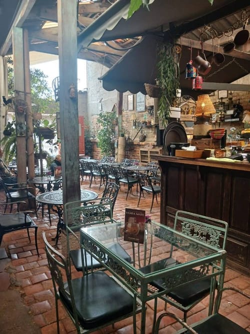 Casa de 8 alcobas en venta en Centro Comercial Hacienda Santa Bárbara, Bogotá, 592 m² · foto 2 de 24