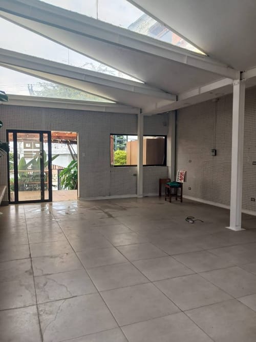 Casa de 8 alcobas en venta en Centro Comercial Hacienda Santa Bárbara, Bogotá, 592 m² · foto 16 de 24