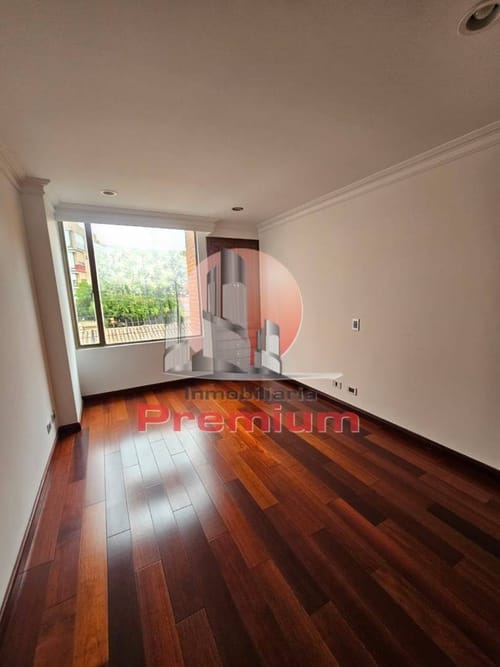 Apartamento de 3 alcobas en venta en San Patricio, Bogotá, 154 m² · foto 13 de 24
