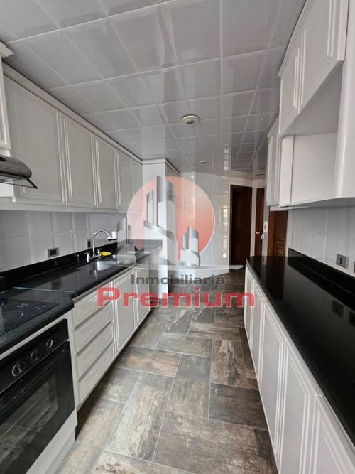Apartamento de 3 alcobas en venta en San Patricio, Bogotá, 154 m² · foto 16 de 24