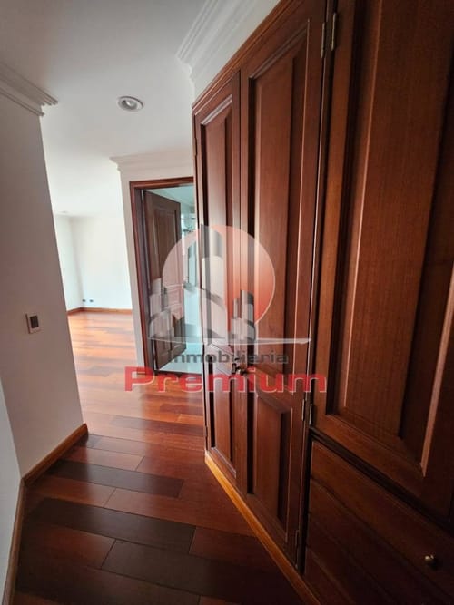 Apartamento de 3 alcobas en venta en San Patricio, Bogotá, 154 m² · foto 21 de 24