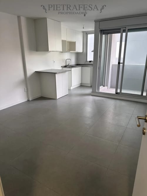 Apartamento en alquiler, 1 dormitorio, 1 baño, terraza. La Blanqueada. · Foto 7