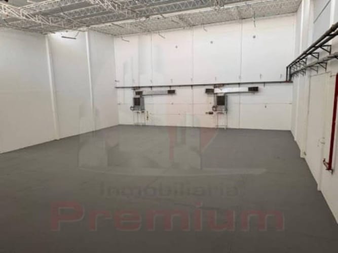 Bodega en venta en Cordialidad, Barranquilla, 4000 m² · foto 3 de 7