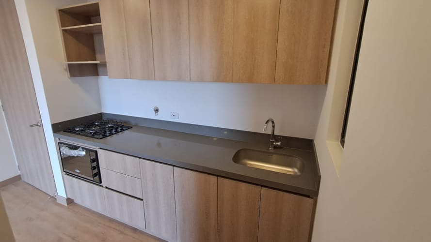 Apartamento de 3 alcobas en arriendo en San Nicolas, La Ceja, 78 m² · foto 3 de 24