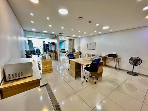Oficina en arriendo en Santa Maria No. 3, Itagüí, 81 m² · foto 2 de 11