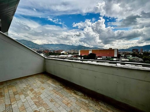 Oficina en arriendo en Santa Maria No. 3, Itagüí, 81 m² · foto 8 de 11