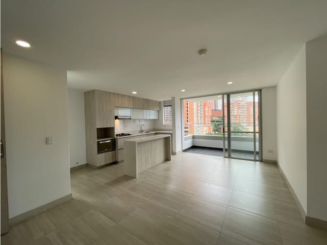 Apartamento de 3 alcobas en arriendo en El Carmelo Ii, Sabaneta, 87 m² · foto 5 de 20