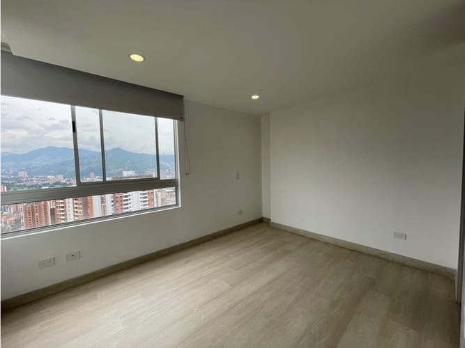 Apartamento de 3 alcobas en arriendo en El Carmelo Ii, Sabaneta, 87 m² · foto 6 de 20