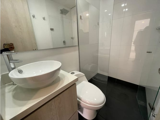 Apartamento de 3 alcobas en arriendo en El Carmelo Ii, Sabaneta, 87 m² · foto 10 de 20