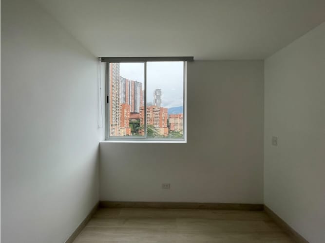 Apartamento de 3 alcobas en arriendo en El Carmelo Ii, Sabaneta, 87 m² · foto 14 de 20