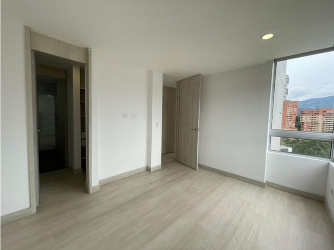 Apartamento de 3 alcobas en arriendo en El Carmelo Ii, Sabaneta, 87 m² · foto 15 de 20