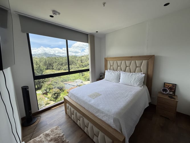 Apartamento de 2 alcobas en venta en Los Salados, El Retiro, 90 m² · foto 3 de 23
