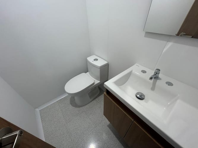 Consultorio en venta en La America, Medellín, 29 m² · foto 7 de 18