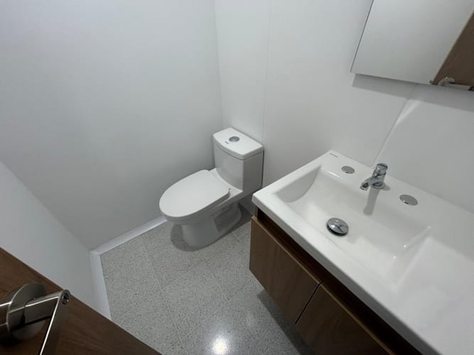 Consultorio en venta en La America, Medellín, 29 m² · foto 8 de 18