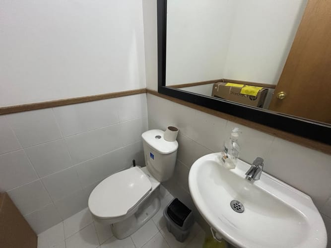 Oficina en arriendo en Milla De Oro, Medellín, 48 m² · foto 5 de 8