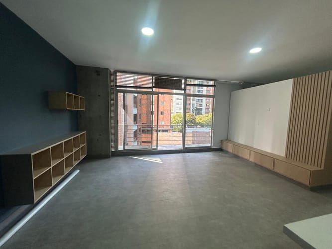 Apartaestudio en venta en Santa Maria De Los Angeles, Envigado, 70 m² · foto 2 de 11
