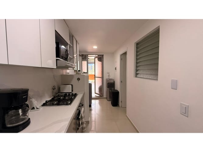 Apartamento de 4 alcobas en venta en Cumbres, Envigado, 112 m² · foto 8 de 22