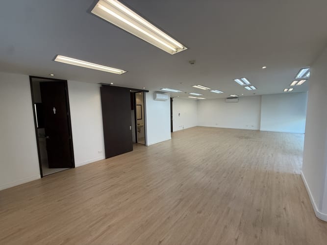 Oficina en arriendo en Los Balsos, Medellín, 83 m² · foto 9 de 20