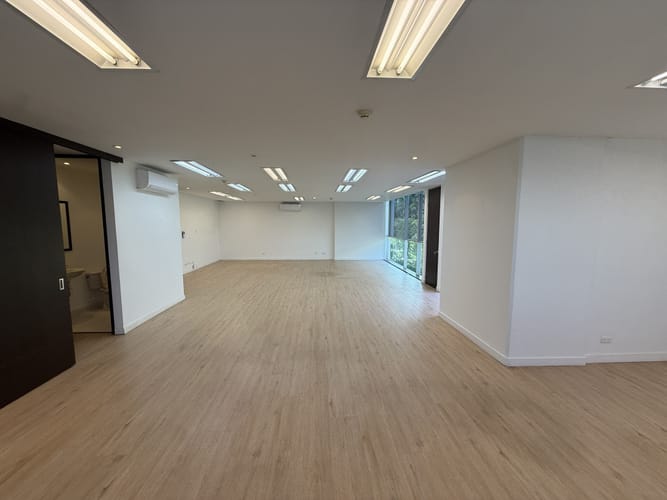 Oficina en arriendo en Los Balsos, Medellín, 83 m² · foto 11 de 20