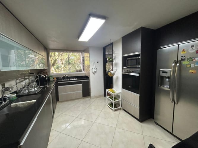 Apartamento de 5 alcobas en venta en Provenza, Medellín, 267 m² · foto 6 de 23
