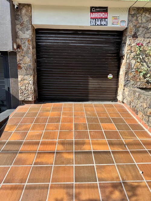 Local en arriendo en Simon Bolivar, Medellín, 30 m² · foto 7 de 8