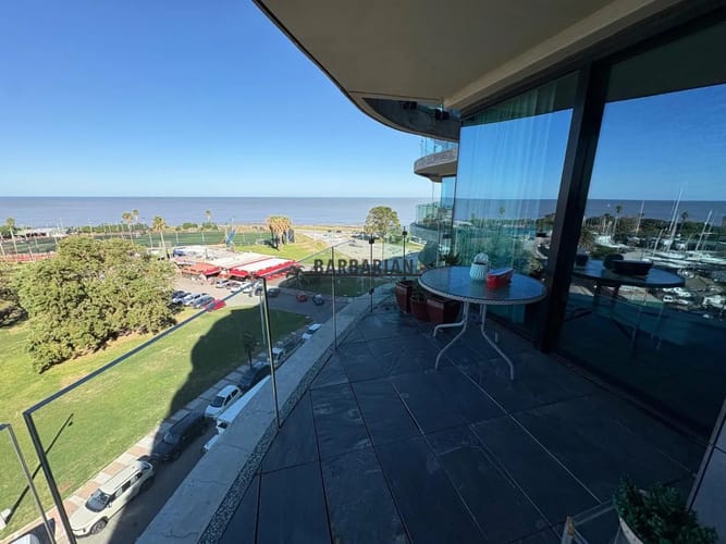 Apartamento en alquiler en Puerto Buceo
