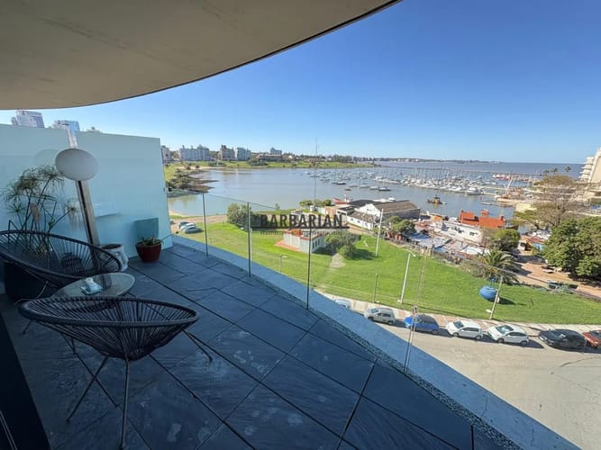 Imperdible Apto 3 Dorm Con Doble Garaje En Forum Puerto Buceo! · Photo 3