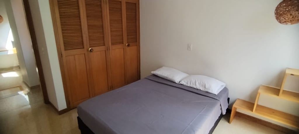 Apartamento de 3 alcobas en arriendo en Las Lomas, Medellín, 145 m² · foto 12 de 23