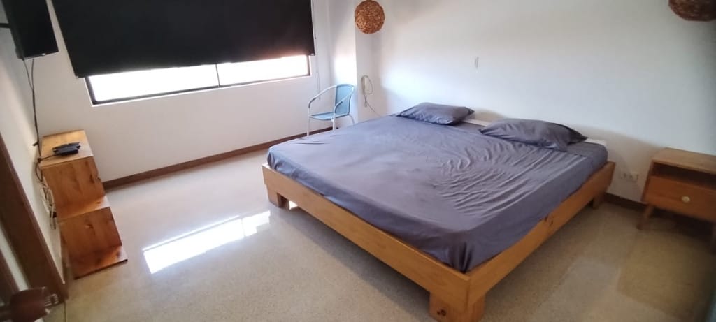 Apartamento de 3 alcobas en arriendo en Las Lomas, Medellín, 145 m² · foto 13 de 23