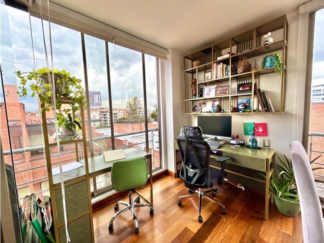 Apartamento de 3 alcobas en venta en San Patricio, Bogotá, 130 m² · foto 2 de 21