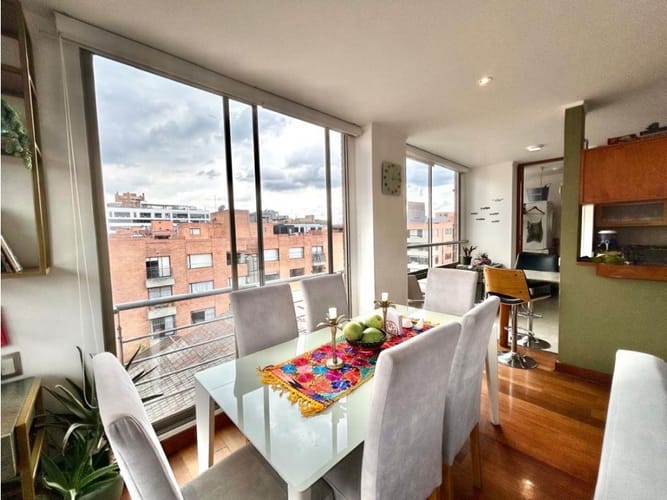 Apartamento de 3 alcobas en venta en San Patricio, Bogotá, 130 m² · foto 3 de 21
