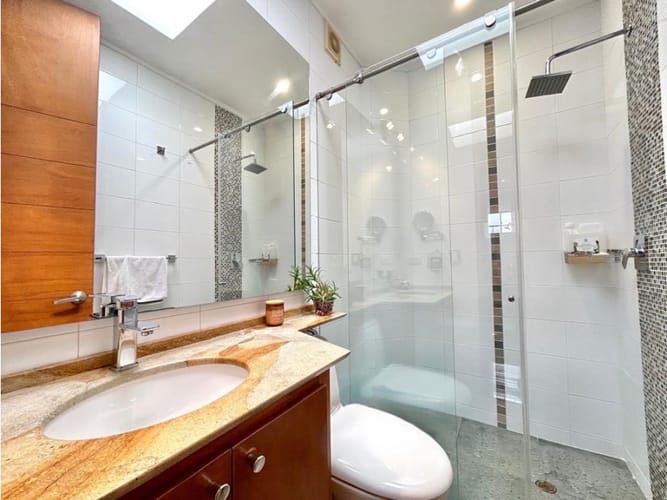 Apartamento de 3 alcobas en venta en San Patricio, Bogotá, 130 m² · foto 21 de 21