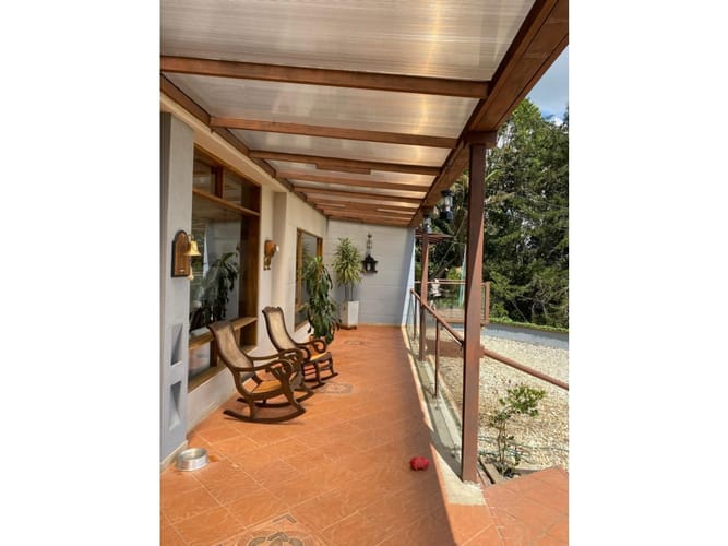 Casa de 3 alcobas en venta en Sajonia, Rionegro, 800 m² · foto 3 de 24