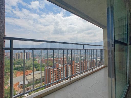 Apartamento de 3 alcobas en arriendo en Los Gomez, Itagüí, 60 m² · foto 7 de 13