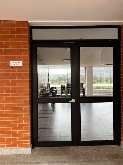 Apartamento de 3 alcobas en venta en Los Angeles, Madrid, 62 m² · foto 14 de 19