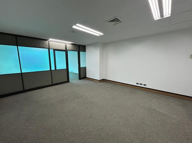 Oficina en arriendo en Milla De Oro, Medellín, 50 m² · foto 4 de 6